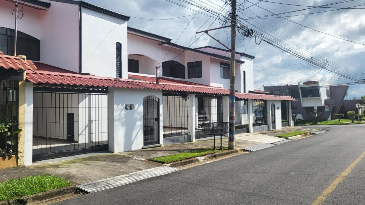 Don Carlos Place Upper Unit Alajuela Екстериор снимка